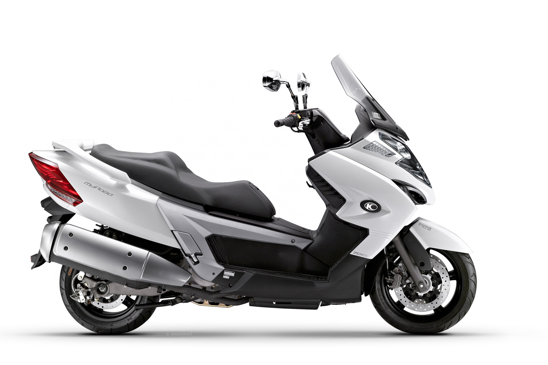Изучение одного из самых популярных мотоциклов - KYMCO Myroad 700i 2014