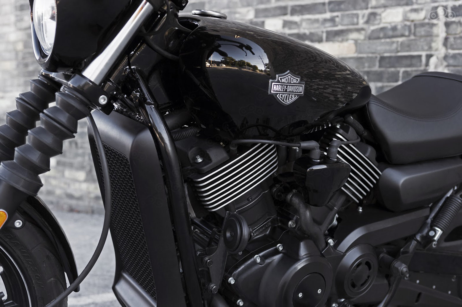 Мотоцикл Harley-Davidson Street 750 Dark Custom. 