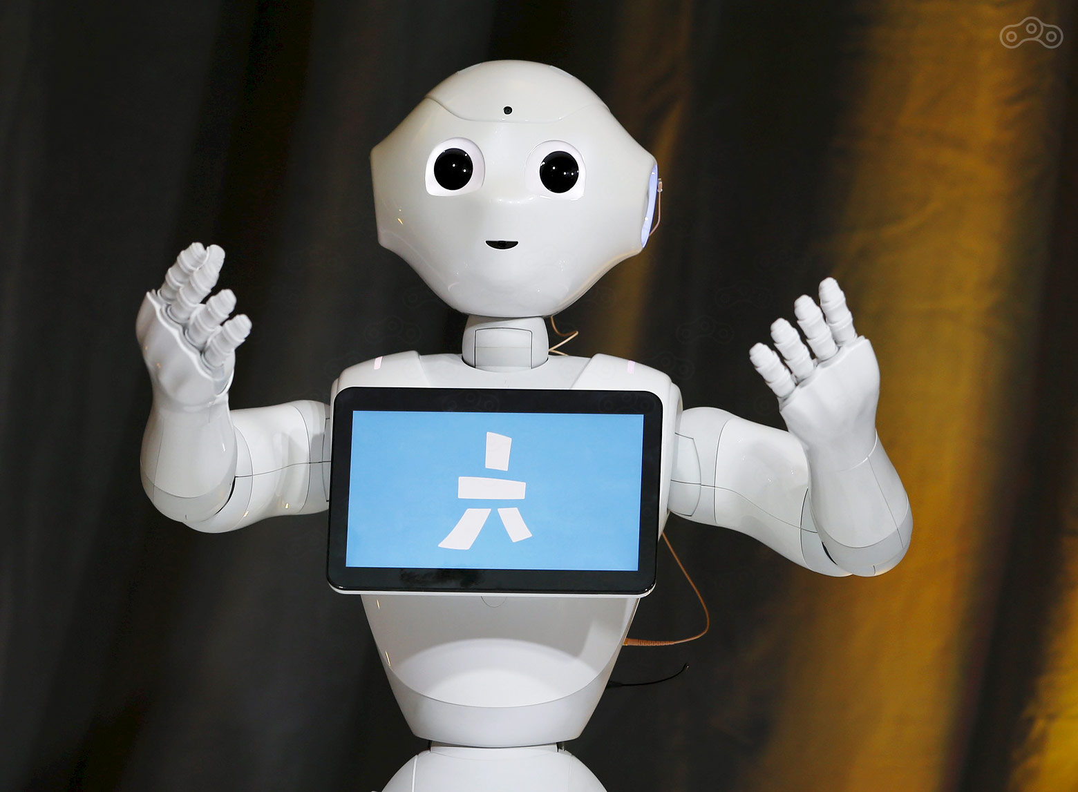 Робот Pepper – первый искусственный интеллект, способный распознавать эмоции человека. 