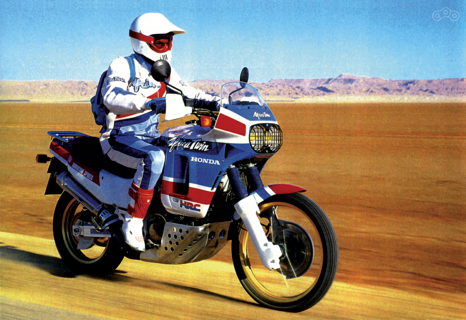 Мотоцикл Honda XRV 650, с которого началась история Africa Twin. 