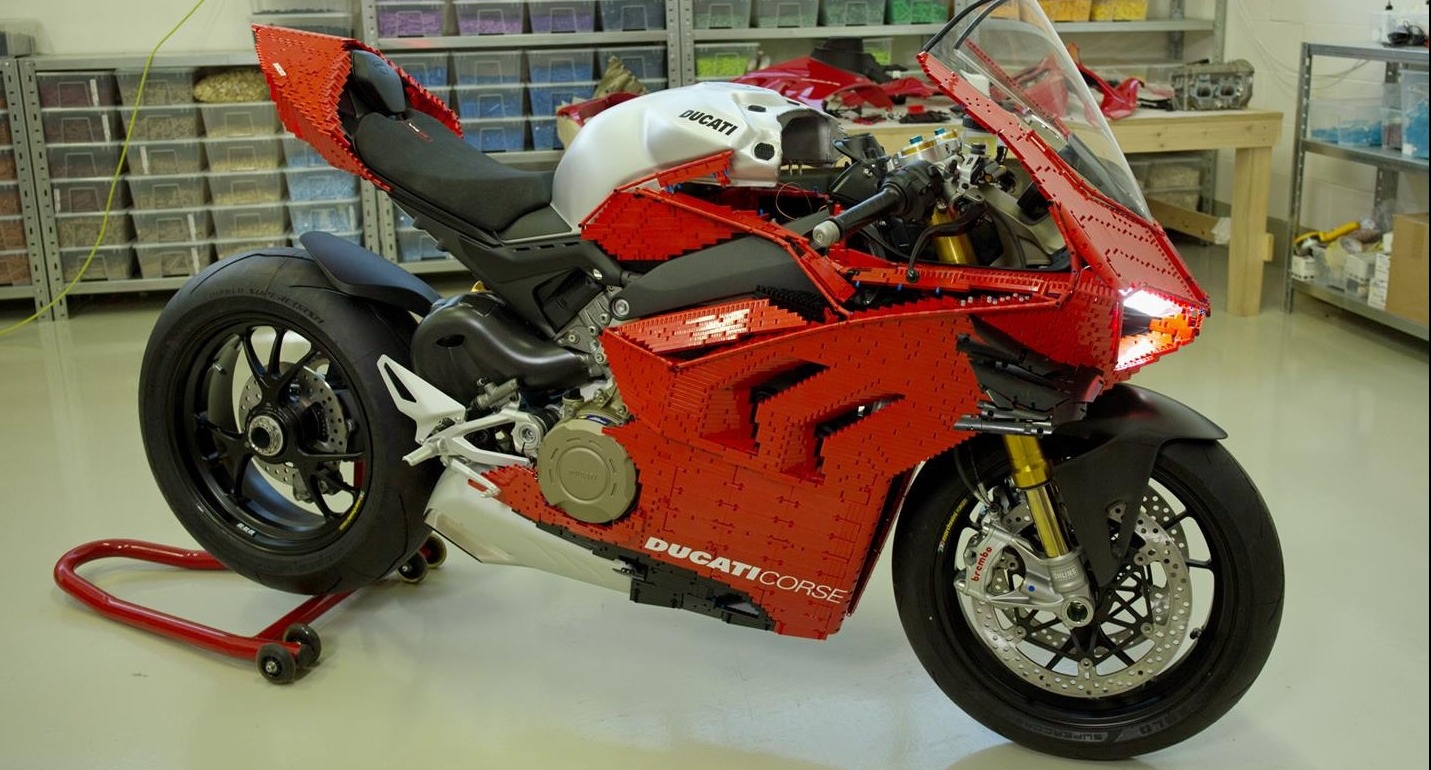 Ducati r1