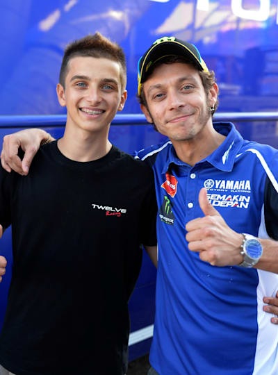 Два брата: Лука Марини (слева) и Валентино Росси (справа)
