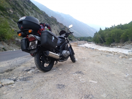 Suzuki_GS_500_2006