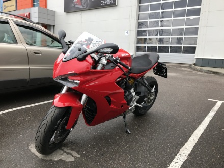 Ducati_SuperSport_2017