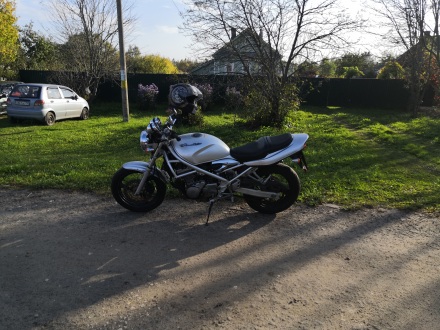 Suzuki_GSF_250_Bandit_1997