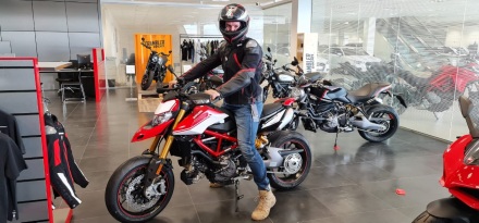 Ducati_Hypermotard_2021