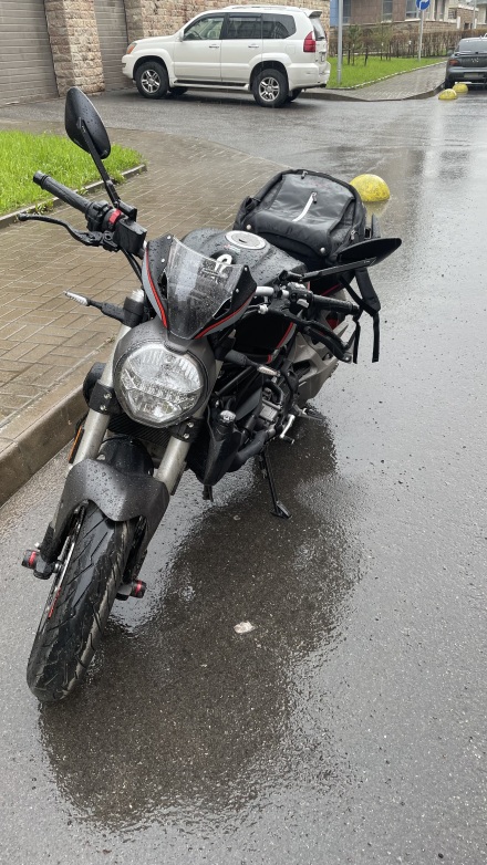 Ducati_Monster_821_2020