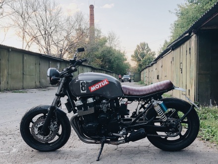 Honda_CB_750_F2_Seven-Fifty_1994