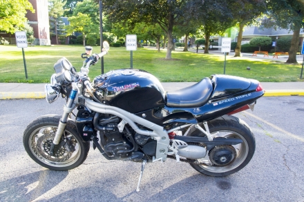 Triumph_Speed_Triple_2001
