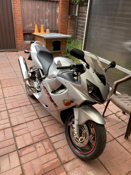 Honda_CBF600F_2012