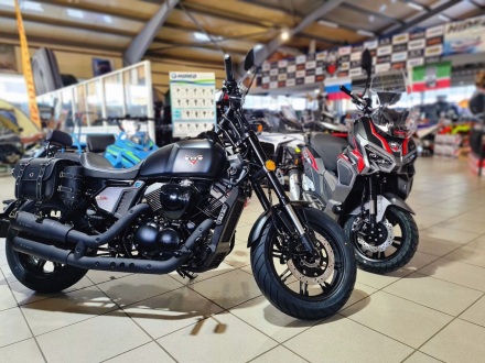 Regulmoto_ZR250_2023