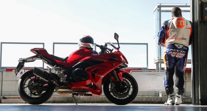 Новый QJMOTOR SRK 800 RR. Ближе к идеалу