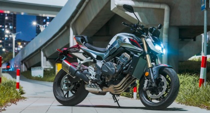 Новый QJMOTOR SRK 800. Музыка сердца