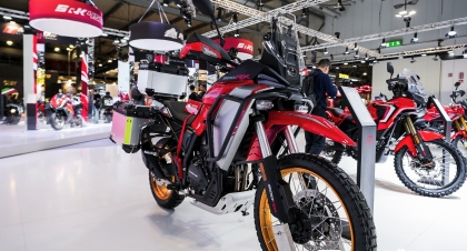 Новый QJMOTOR SRT 450 RX. И пусть весь мир станет вашей игровой площадкой