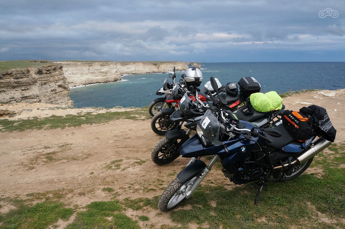 Экскурсии по Крыму на мотоциклах BMW от Партизантурс