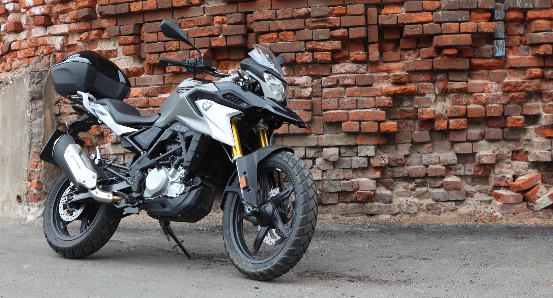 2018 2024 bmw g310gs