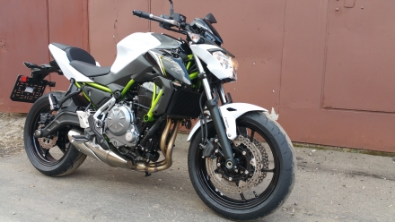 Kawasaki_Z650_2017
