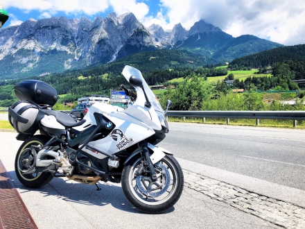 BMW_F800GT_2015