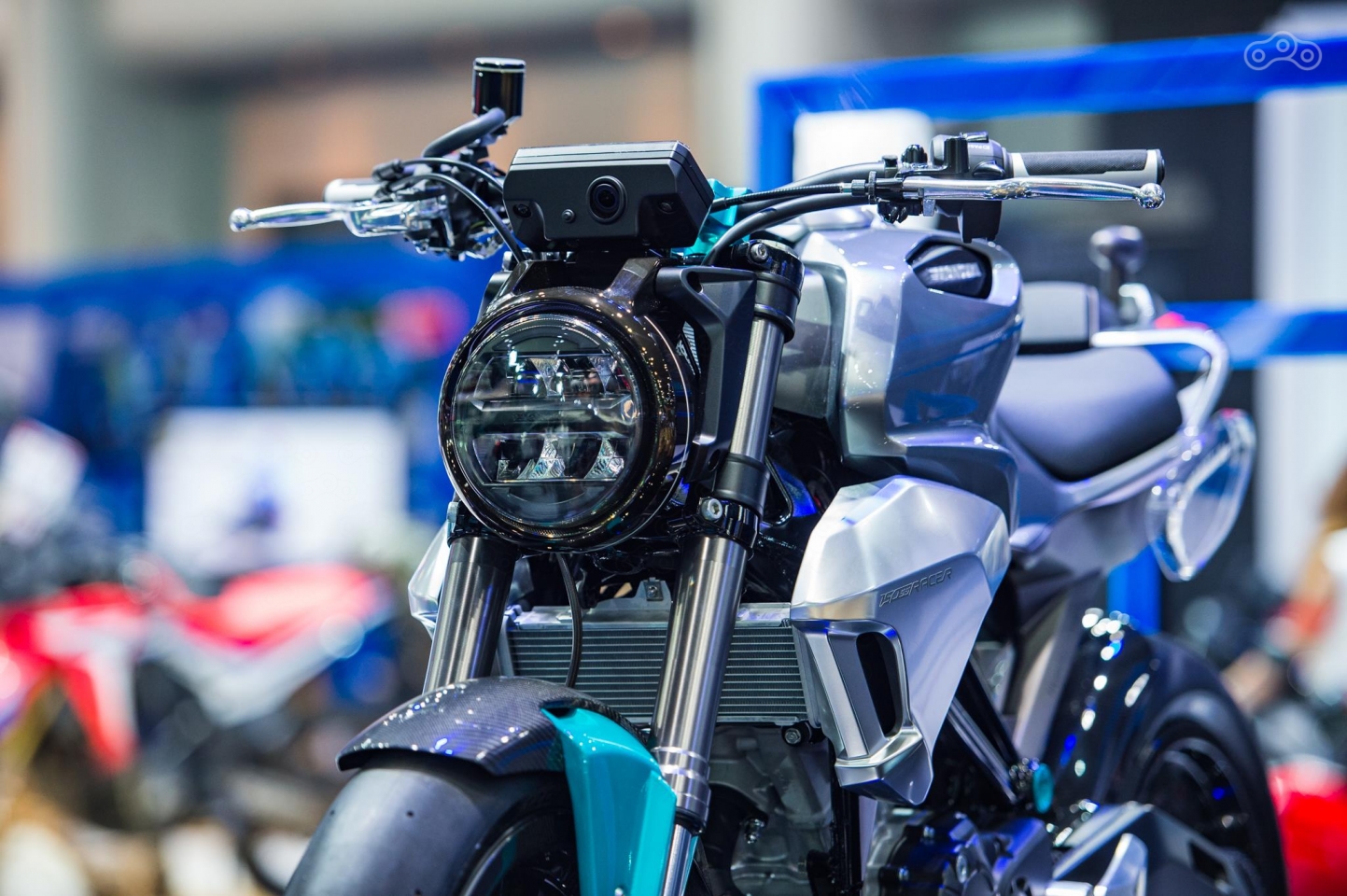 Прототип Honda 150SH оснащен светодиодной оптикой и двумя видеорегистраторами – спереди и сзади