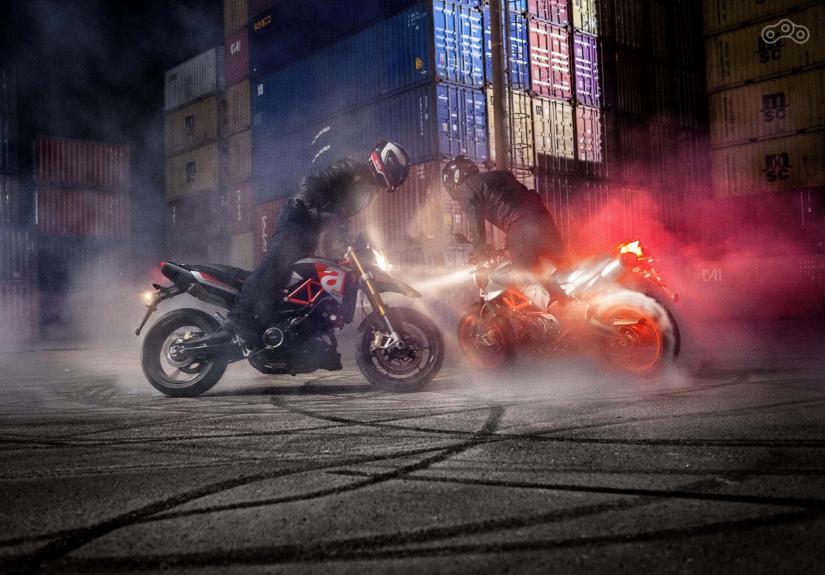 Мотоциклы Aprilia Dorsoduro 900 и Shiver 900 2017 модельного года