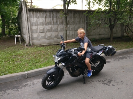 Bajaj_Pulsar_200NS_2016