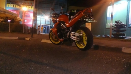 Suzuki_GSF_1200N_Bandit_2000