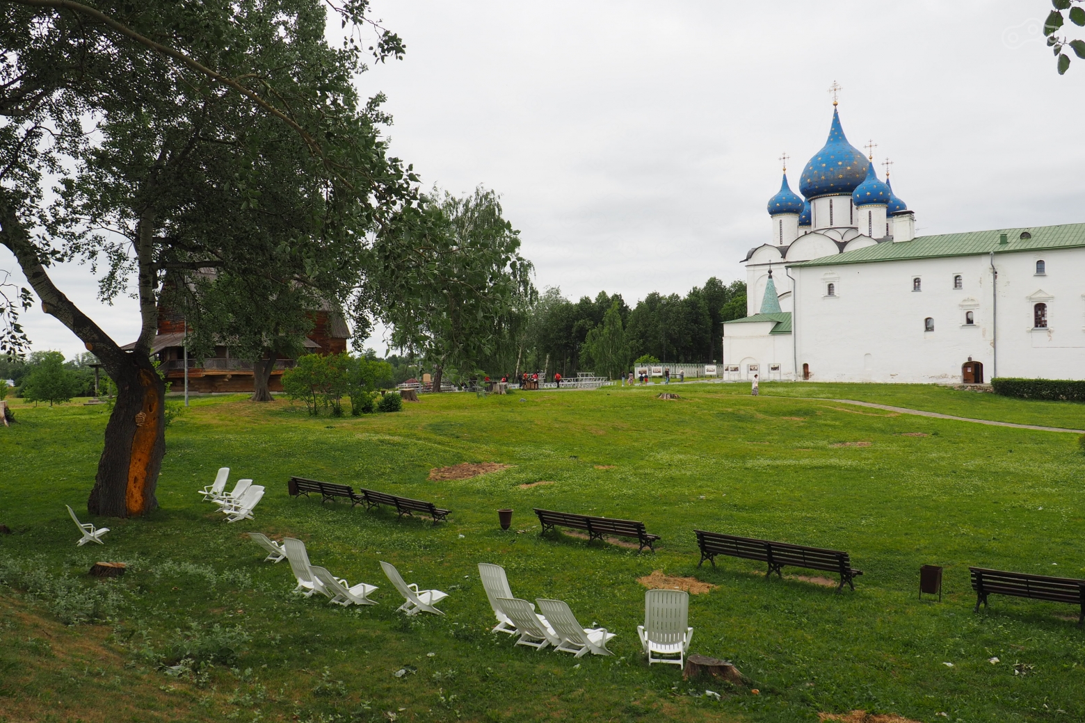 Парковка в суздале в центре