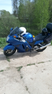 Honda_CBR_1100_XX_Super_Blackbird_1999