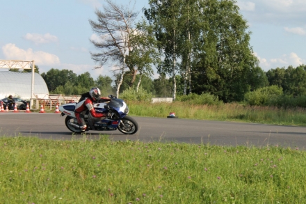 Suzuki_GSX-R_600_1998