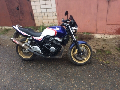 Honda_CB400_Super_Bol_Dor_2007