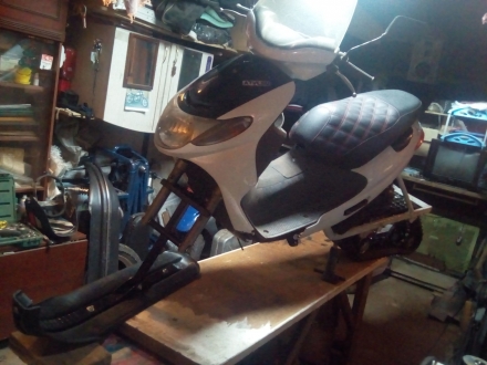 Suzuki_Address_110_2005