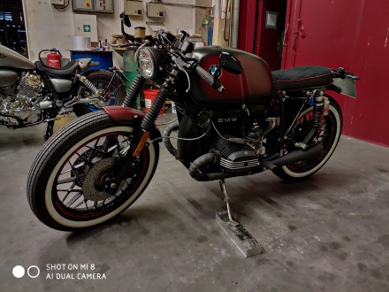 BMW_R100_1983