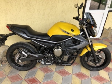 Yamaha_XJ6_2011