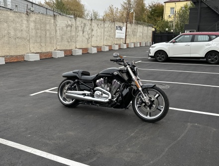 Harley-Davidson_VRSCF_V-Rod_Muscle_2011